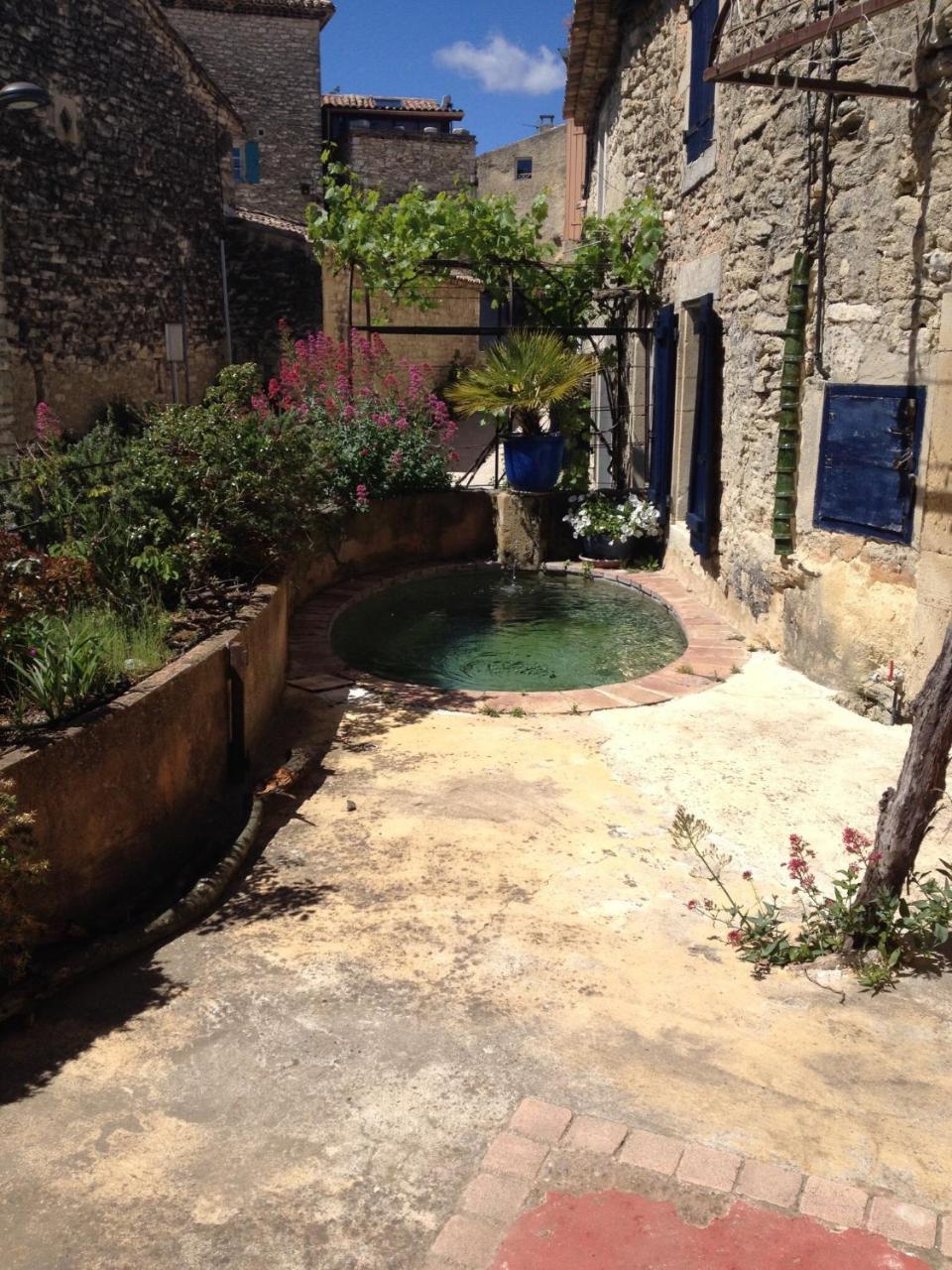 La Salamandre Bleue Villa Chantemerle-lès-Grignan Exterior foto